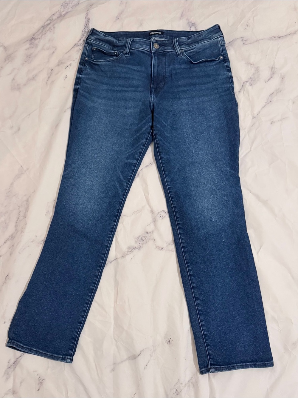 NWOT Men’s Express straight medium wash jeans